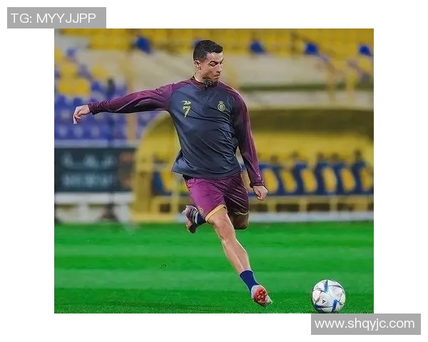 传奇不老：40岁C罗背部折射破门，SIU响彻云霄，书写不朽的2024